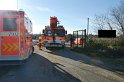 LKW umgestuerzt Kieswerk Harry Kloepferstr Im Feldrain P07